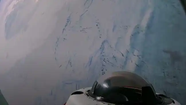 SpaceX, Kutup Yörüngesi'nden İlk Görüntüleri Yayınladı: Tarihi Görev Tamamlandı!