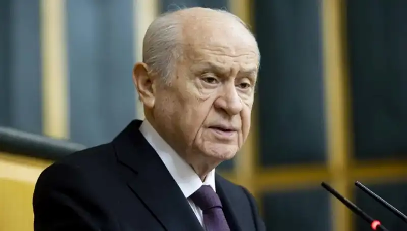 Bahçeli'den Kritik Açıklama: Belediye Başkanları Yargılanacak!