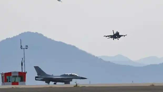 Güney Kore'de Askeri Tatbikatta Skandal: Savaş Uçağı Yanlışlıkla Köyü Bombaladı