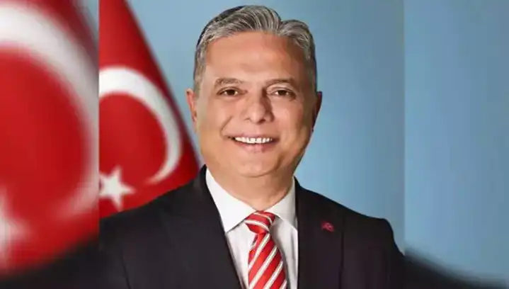 Ümit Uysal: CHP'nin Gelecek Vizyonunu Şekillendiren Lider Adayı