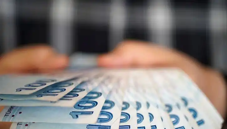 Emekli Promosyon Kampanyaları 2025: Bankalar Ne Kadar Faydada Bulunuyor?