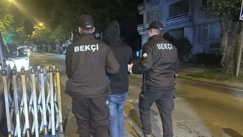 Edirne’de 4 Düzensiz Göçmen Yakalandı: Sınır Güvenliği Artırıldı