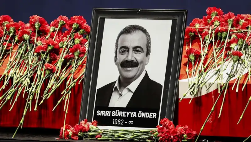 Sırrı Süreyya Önder’in Anmasında Meclis’te Duygu Dolu Anlar
