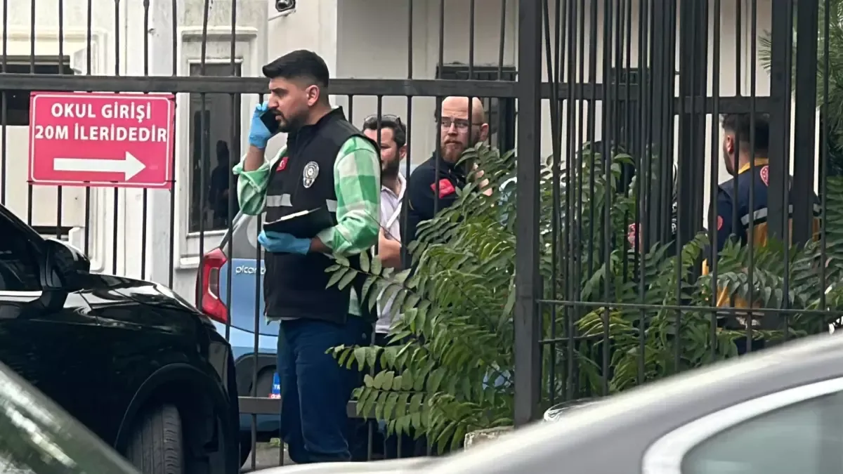 Etiler’de Bir Lisede Gerilim: Öğretmen, Tartıştığı Okul Müdürüne Silah Çekti