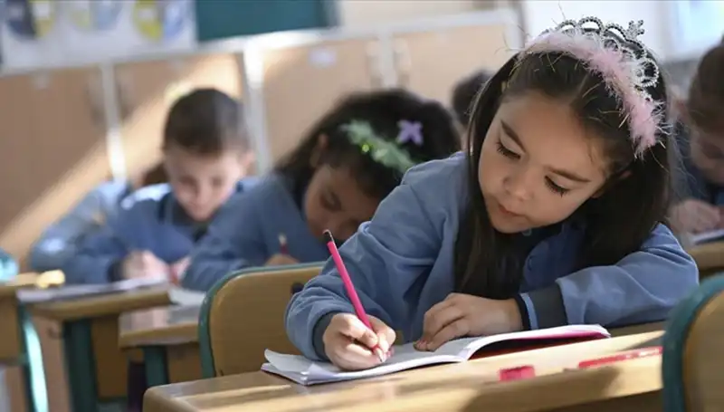 Okullar Ara Tatil Sonrası Ne Zaman Açılıyor? 2024-2025 Takvimi