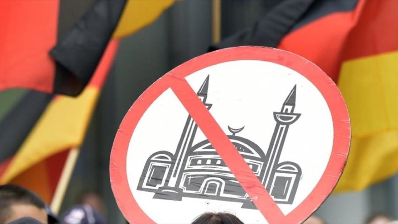 Almanya'da Müslüman Karşıtı Irkçılık Raporlama Merkezi Açıldı