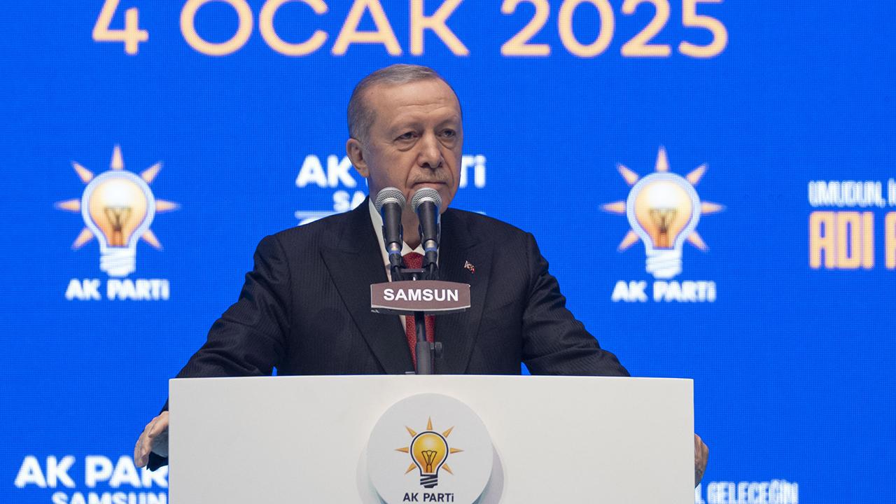 Cumhurbaşkanı Erdoğan: Üçüncü bir yol yok, ya silah bırakacaklar ya gömülecekler