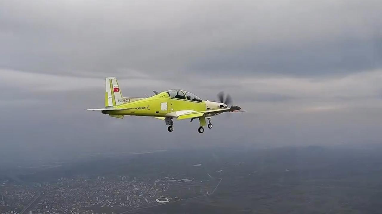 HÜRKUŞ 2 prototipi başarılı bir şekilde ilk uçuşunu gerçekleştirdi