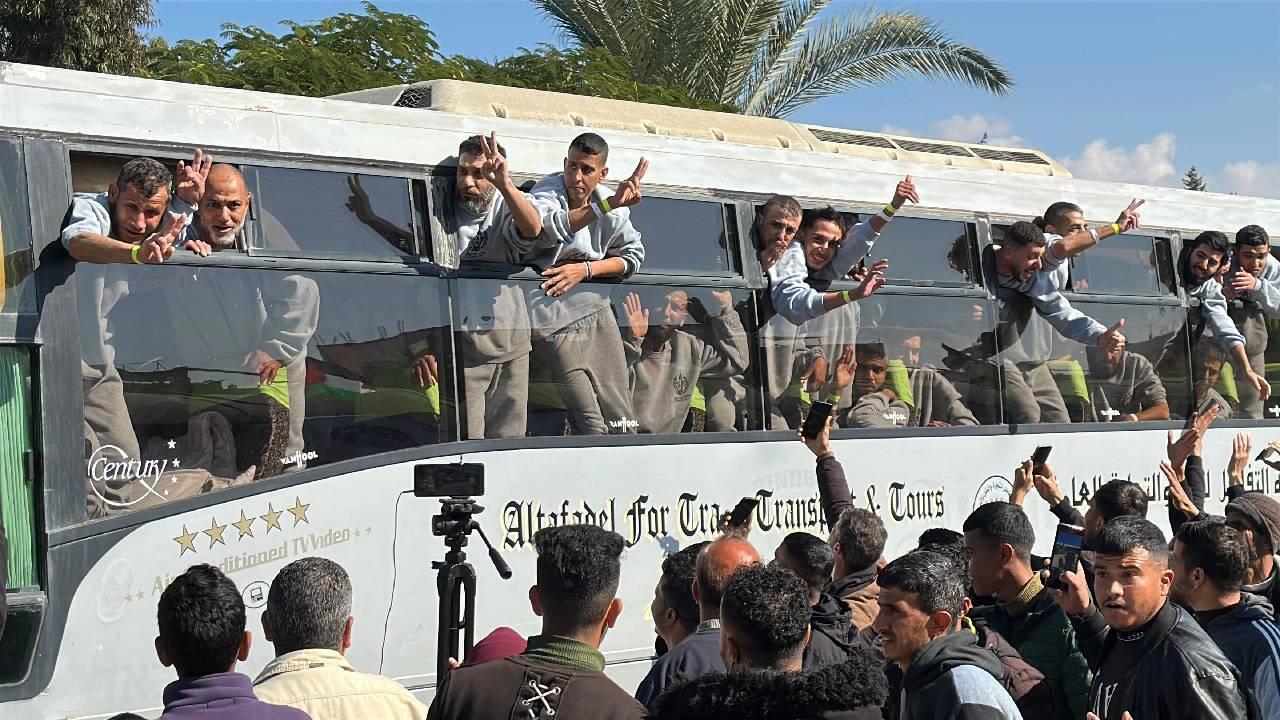 Filistin Rehine Takasında 183 Kişi Serbest Bırakıldı