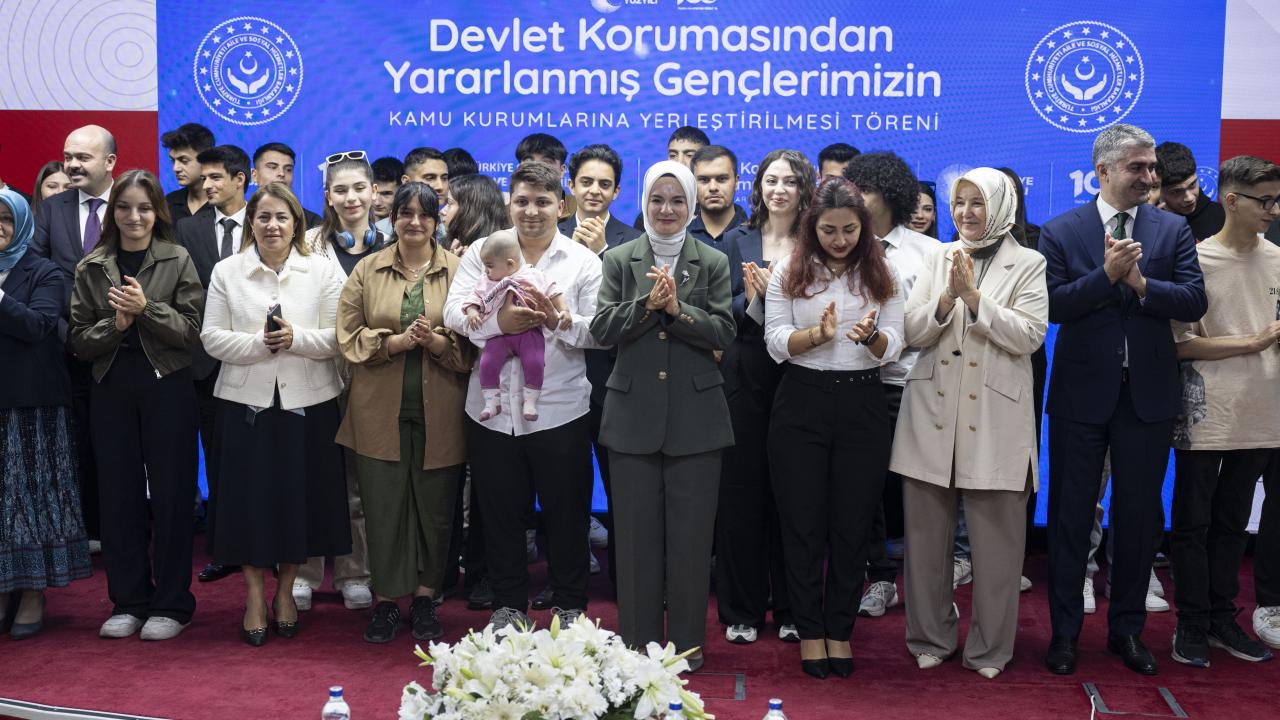 Devlet Korumasında Yetişen 729 Genç, Kamuya Atandı