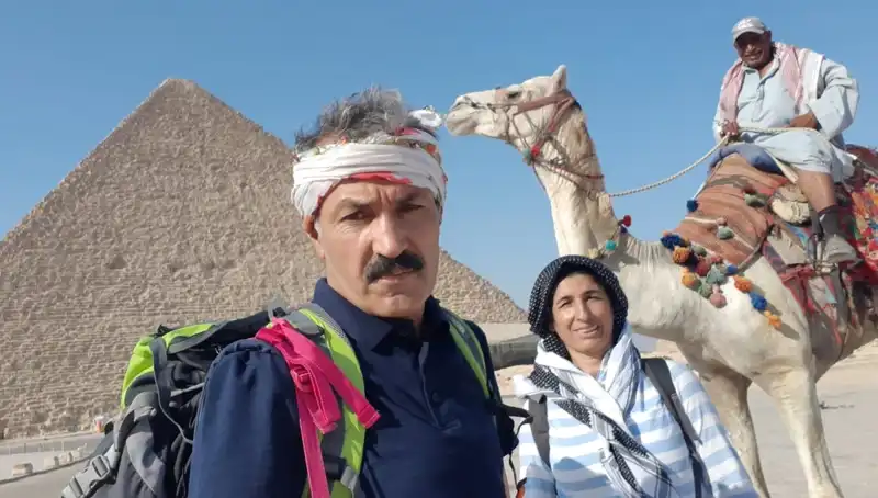 16 Yılda 6 Kıtada 40 Ülke Gezen Şırnaklı Çiftin İnek Masrafları!