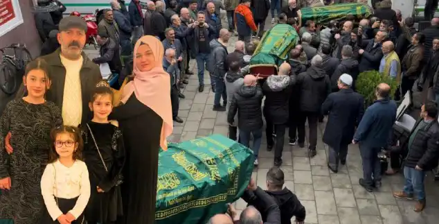 Rize'de Kayıp Kız Kardeşlere Strasbourg'da Duygusal Veda Töreni