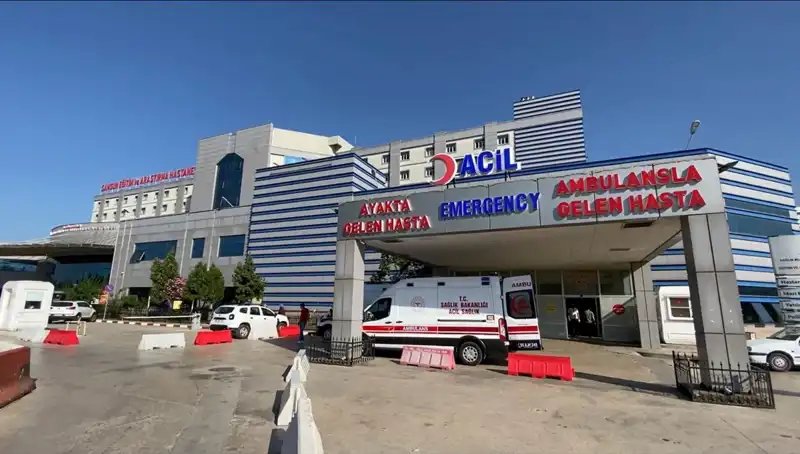 Tavuk Zehirlenmesi Sonrasında 225 İşçi Taburcu Oldu: Sağlık Durumları İyi
