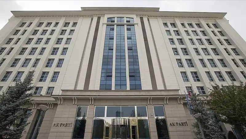 AK Parti, Yeni Anayasa Komisyonu ile Geleceğe Adım Atıyor