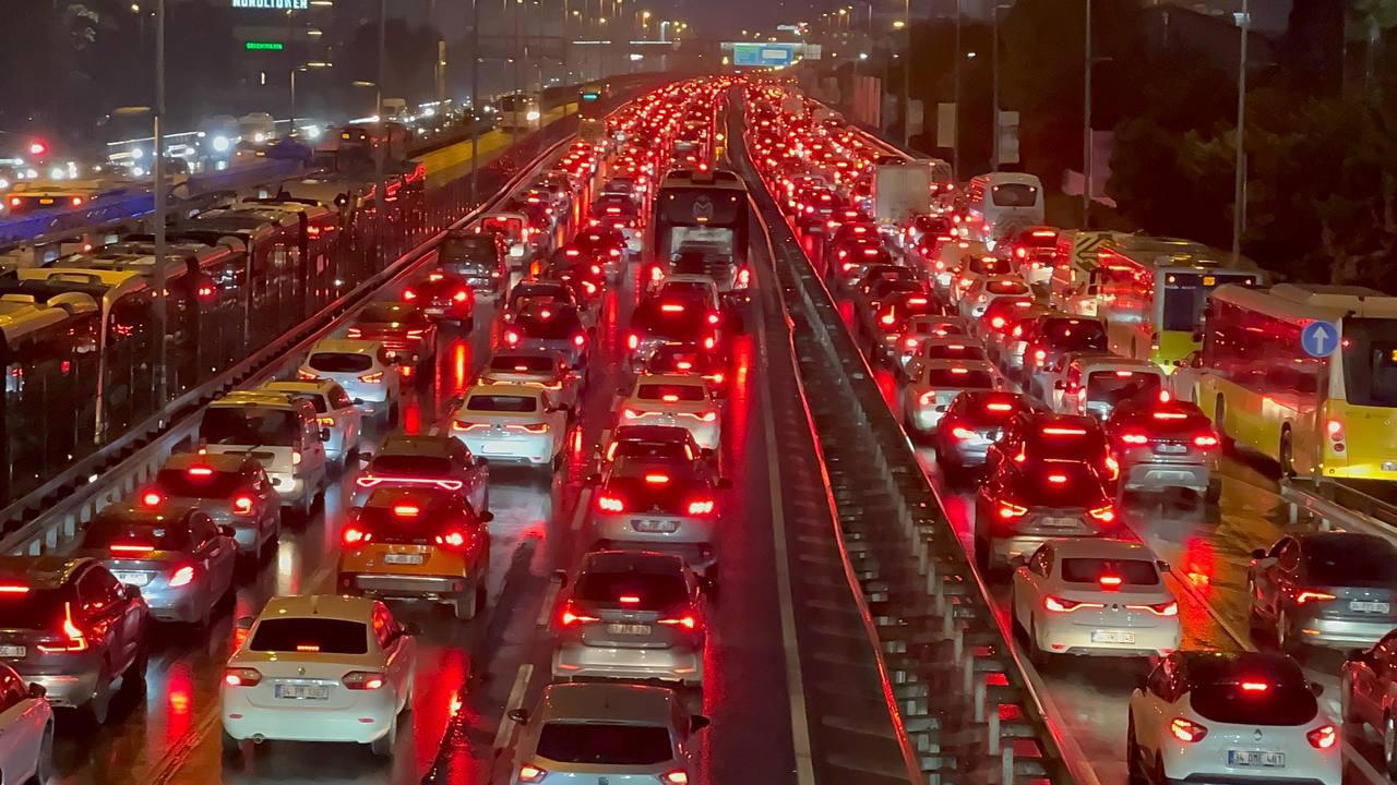 2025'te Yeni Trafik Cezaları Açıklandı