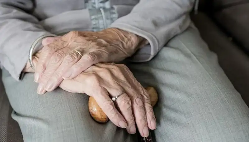 Türkiye’de Nüfus Yaşlanıyor: Gelecekte Hangi Zorluklarla Karşılaşacağız?