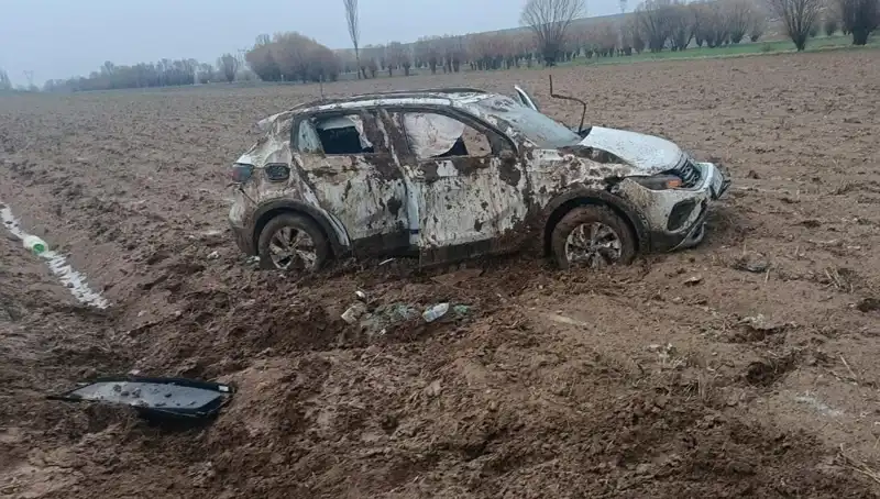 Şarampole Devrilen Araçta İki Kişi Yaralandı: Kaza Detayları Ortaya Çıktı