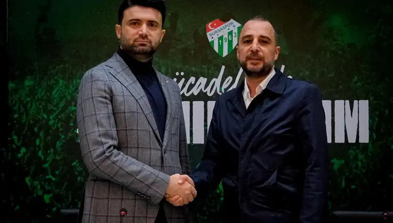 Bursaspor'da Yeni Dönem: Batalla'nın Yerine Gelecek İsim Merak Ediliyor