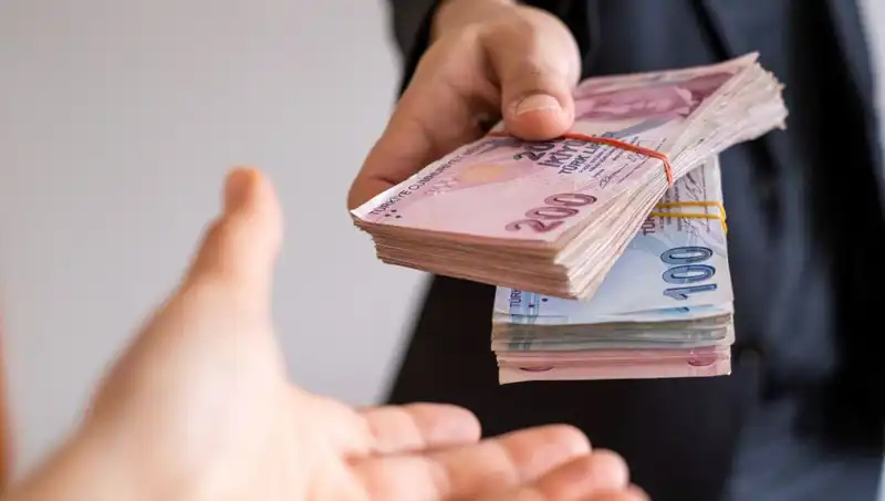 Nisan 2025'te Faizsiz Kredi İmkanları: Hangi Bankalar 75 Bin Lira Veriyor?