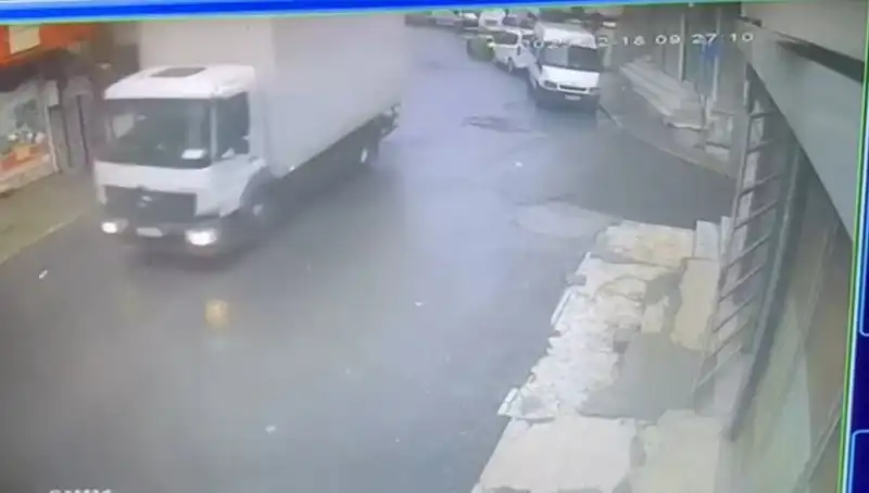 Sahte Polis Çetesi, 1,7 Milyon Liralık Gasp Yaptı: "Şaka Yapacaktık" Dedi!