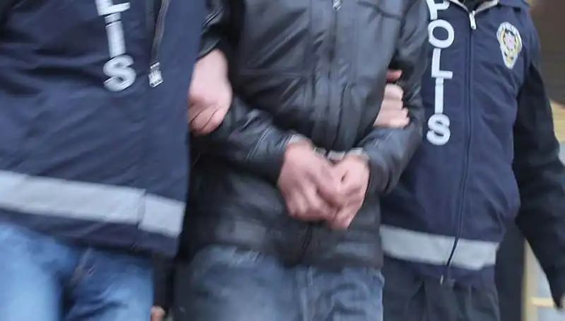 8 İlde Dev Dolandırıcılık Operasyonu: 34 Kişi Gözaltına Alındı