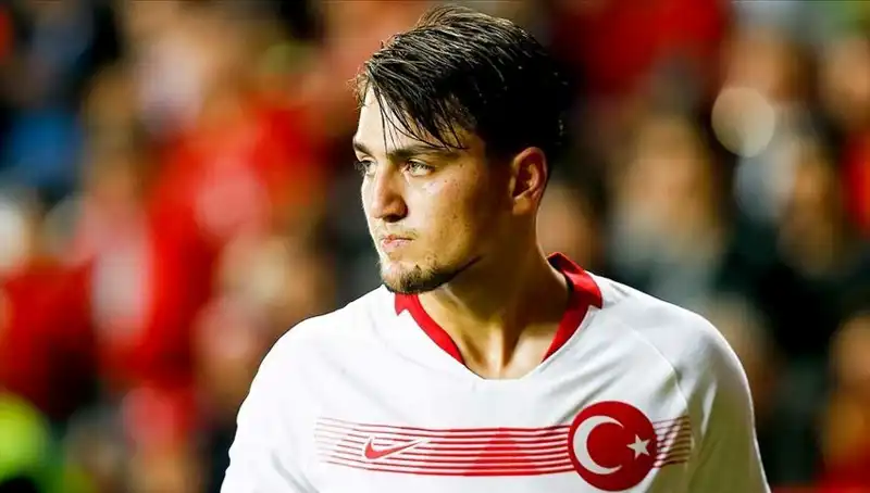 Beşiktaş, Milli Futbolcu İçin Harekete Geçti: Yanıt Nedir?