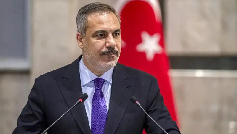 Bakan Fidan'dan Financial Times'a Çarpıcı Açıklamalar: "Cin Şişeden Çıktı"